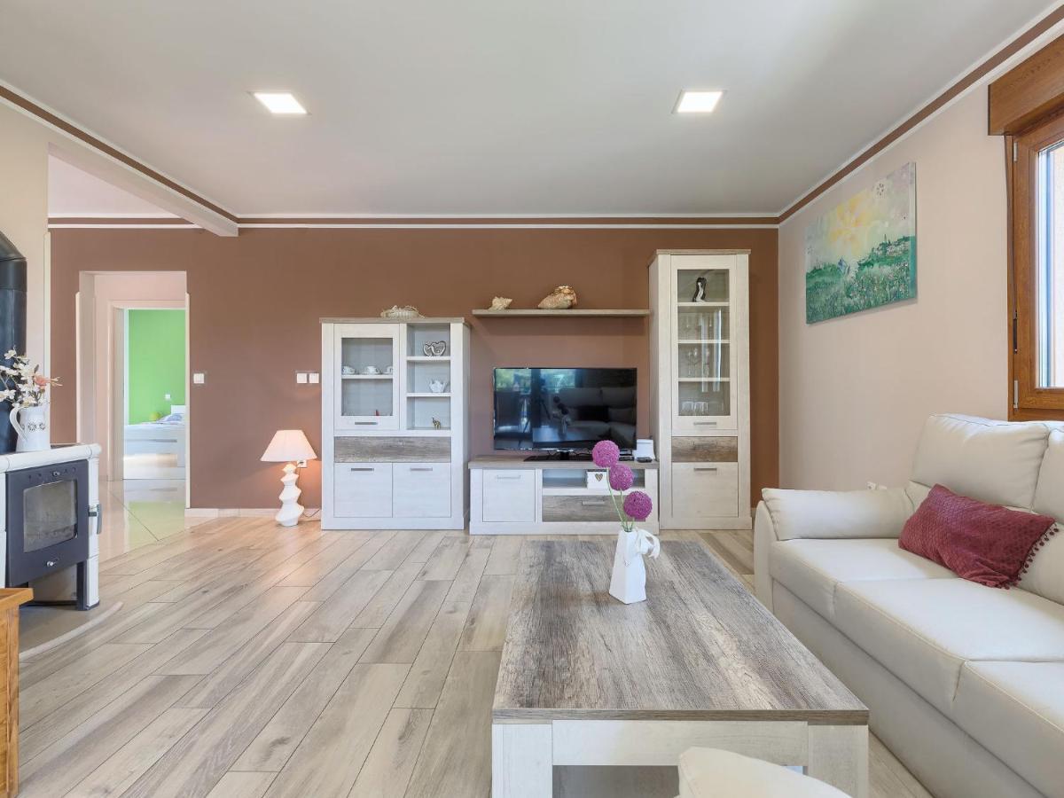 Holiday Home Villa Aniva By Interhome Žminj Zewnętrze zdjęcie